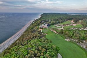 Friars Head 18th Trees Aerial